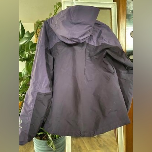 Eddie Bauer jacket - Picture 8 of 8